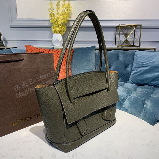 Bottega Veneta女包 純銅五金 寶緹嘉單肩女包 BV大號手提包 壓紋牛皮手拎包  gxz1077
